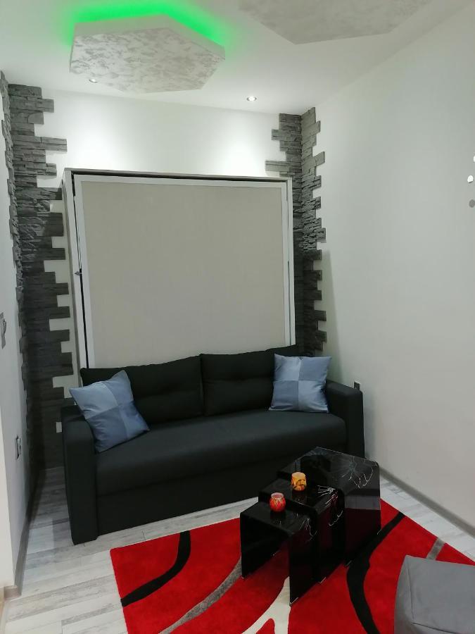 Data Central Studio Novi Sad Buitenkant foto
