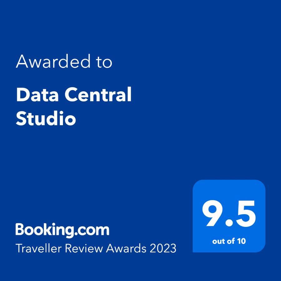 Data Central Studio Novi Sad Buitenkant foto