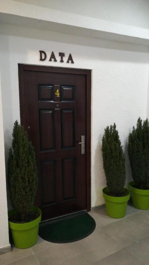 Data Central Studio Novi Sad Buitenkant foto